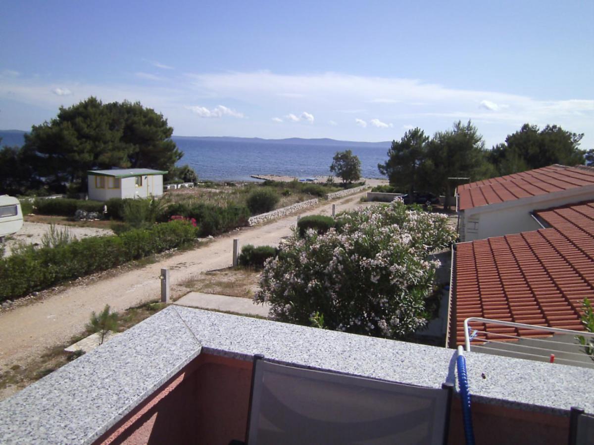 Apartments Vir Delfin מראה חיצוני תמונה