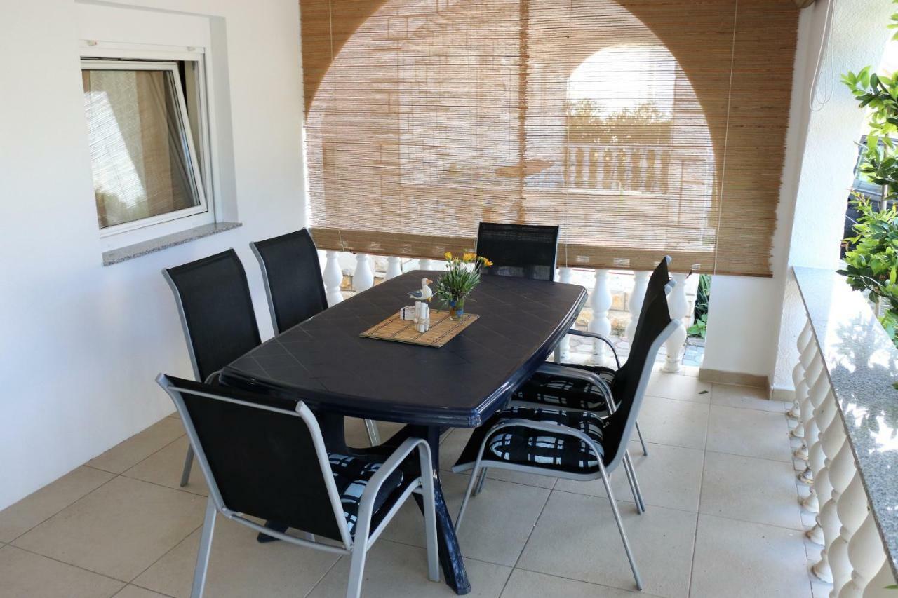 Apartments Vir Delfin מראה חיצוני תמונה