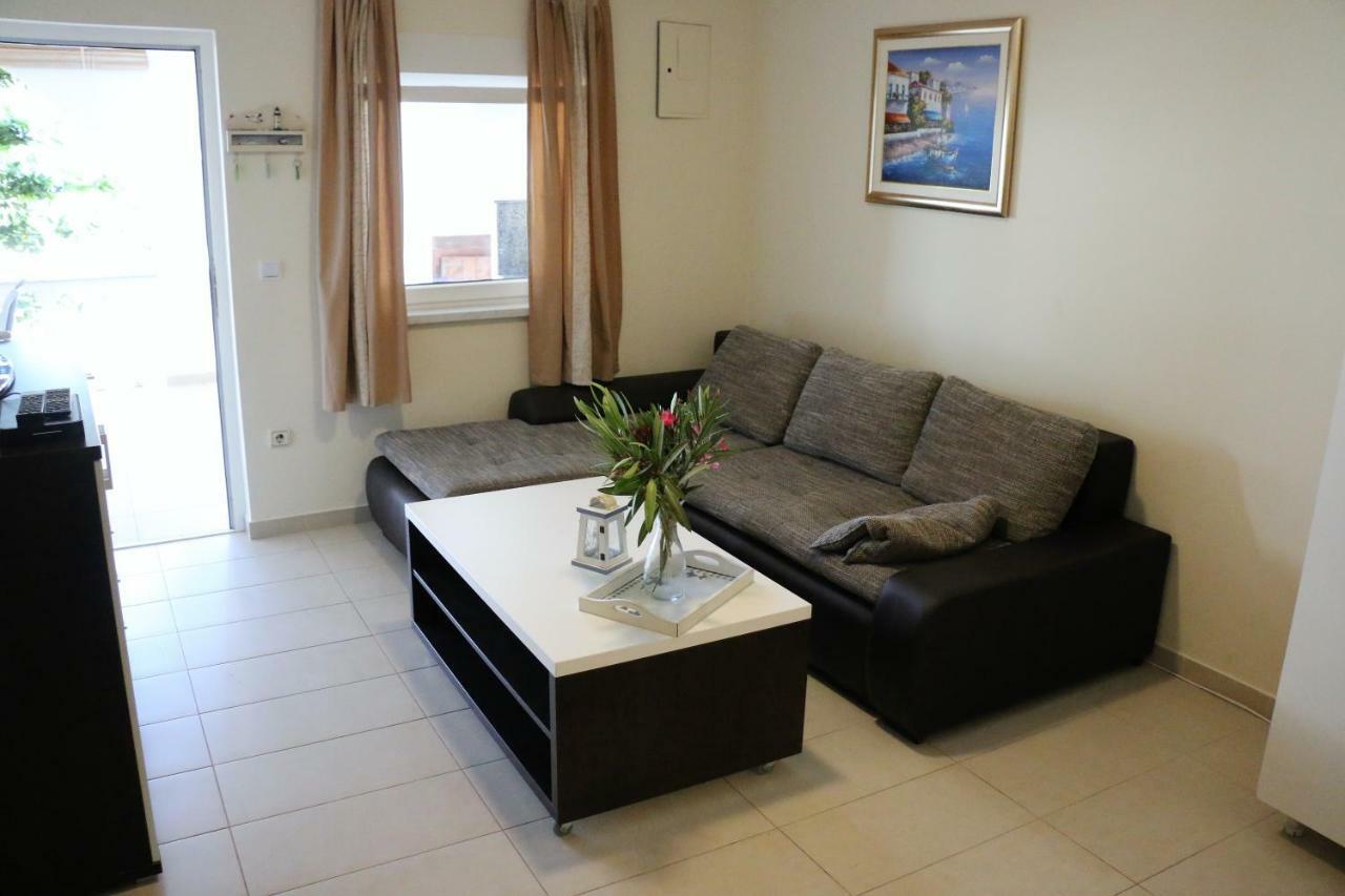 Apartments Vir Delfin מראה חיצוני תמונה